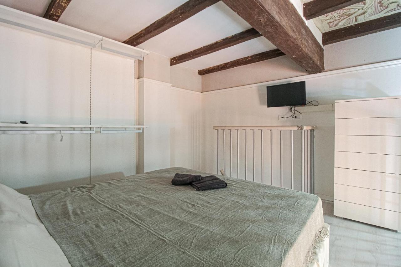 San Pietro Apartment โบโลญญา ภายนอก รูปภาพ