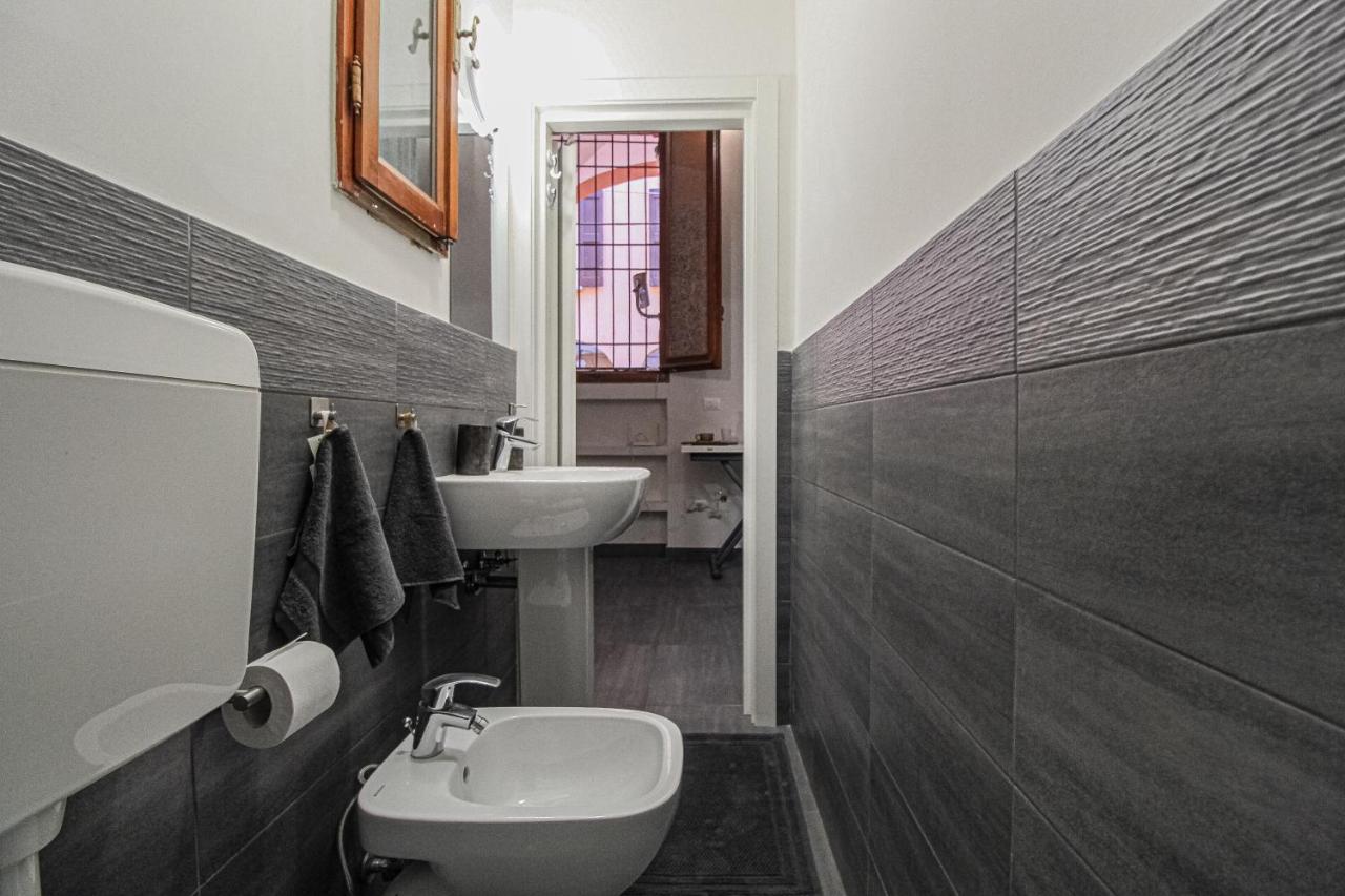 San Pietro Apartment โบโลญญา ภายนอก รูปภาพ