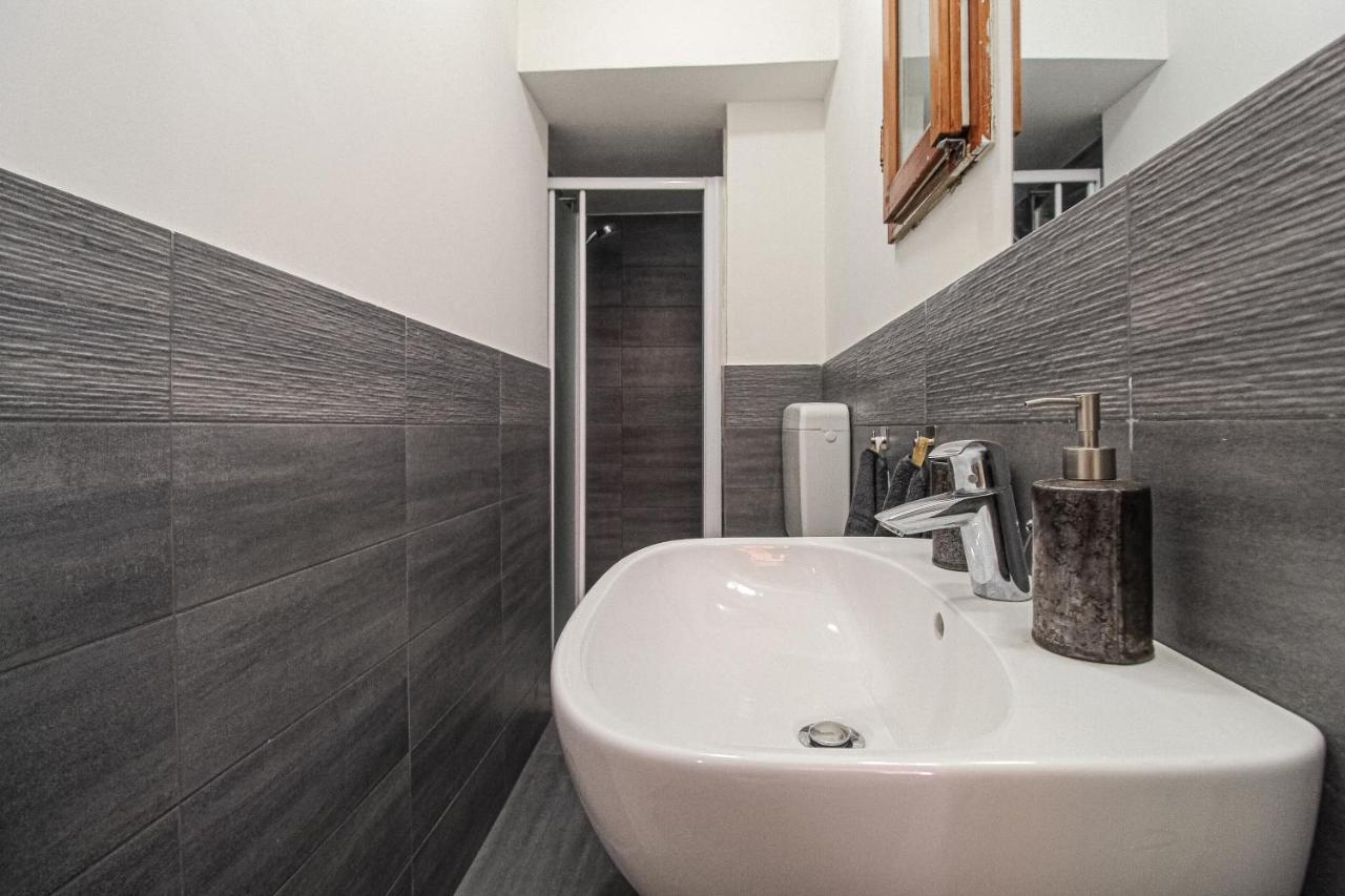 San Pietro Apartment โบโลญญา ภายนอก รูปภาพ